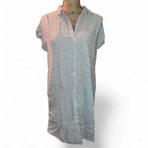 Old Navy Black and White Striped Shirtdress button down line size medium